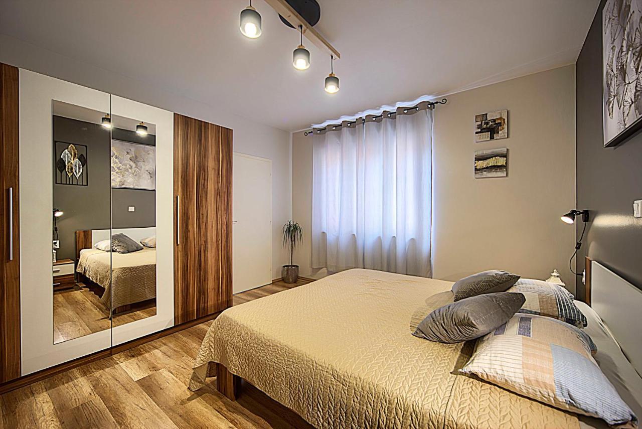 Apartment Korado Pula Zewnętrze zdjęcie