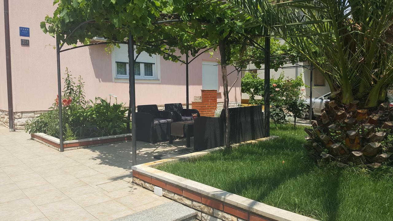 Apartment Korado Pula Zewnętrze zdjęcie